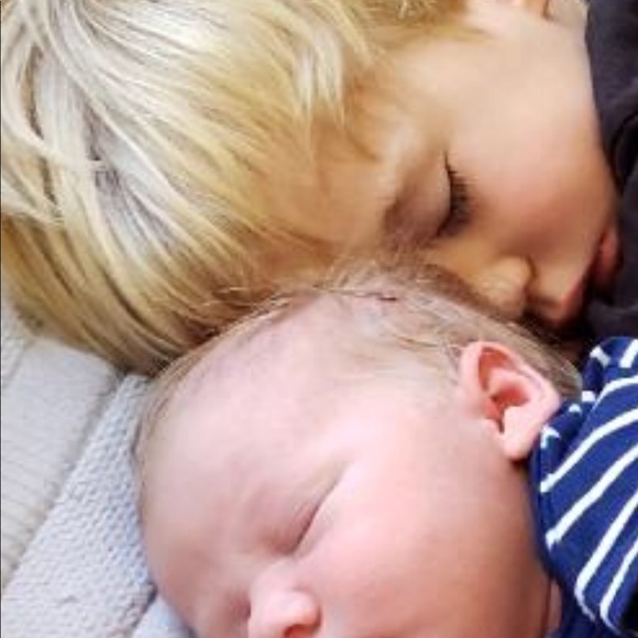 Meet your Posher, Lisa - Picture 3 of 8